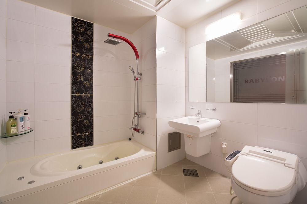 Hotel Tirol Сеул Екстериор снимка