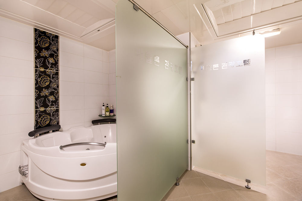 Hotel Tirol Сеул Екстериор снимка